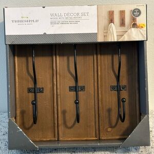NIB 3 pack of Threshold wood with metal wall hooks.